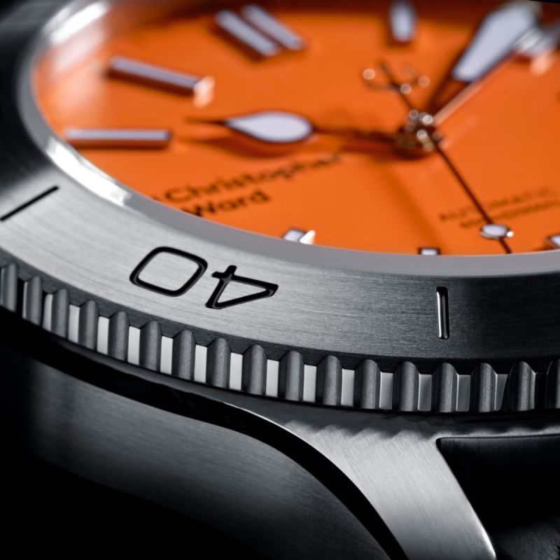 1401023524_C60Trident316LLimitedEditionOrange07.jpg.bbf1f2f0304a9b5dfaaf8048e2c53eef.jpg
