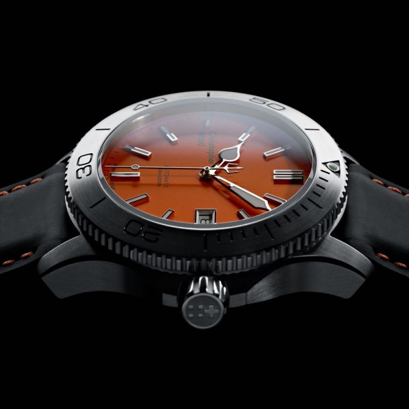 1721052704_C60Trident316LLimitedEditionOrange05.jpg.03323f8547fb90418505ba2524260f9a.jpg