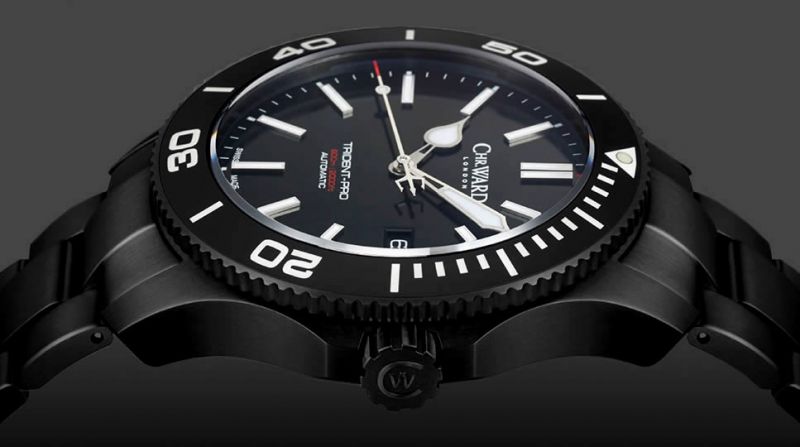c60-titanium-case21.jpg