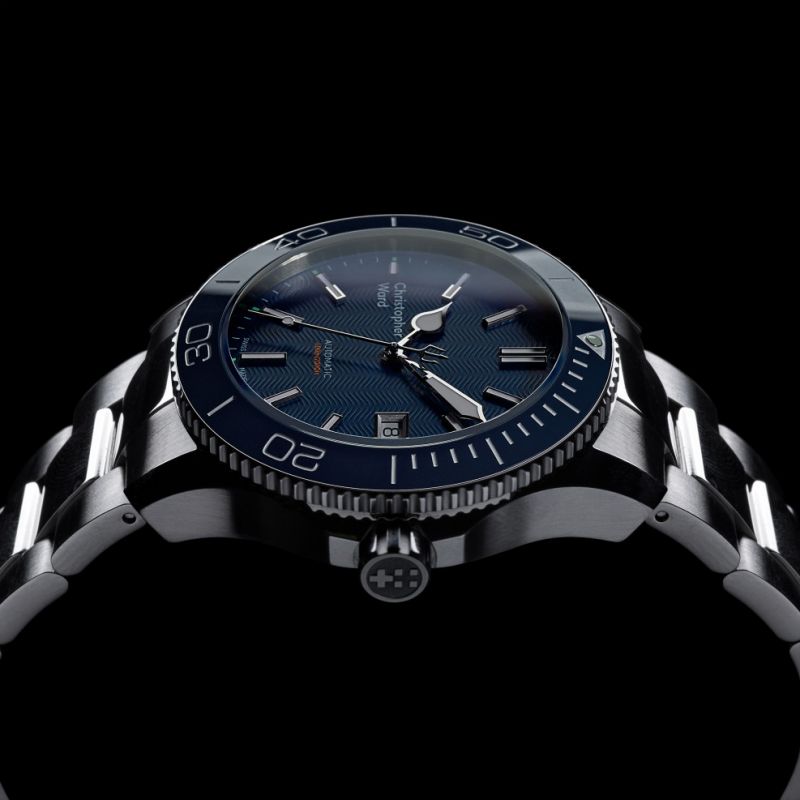 1386129700_ChristopherWardC60TridentPro600Blue05.jpg.bf10aed52478710a48504735d170df14.jpg