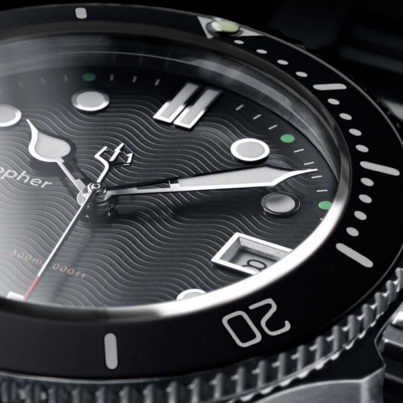 617606845_ChristopherWardC60Trident300QuartzBlackBezel05.jpeg.263131ad35c03682cbcd00e79691e042.jpeg