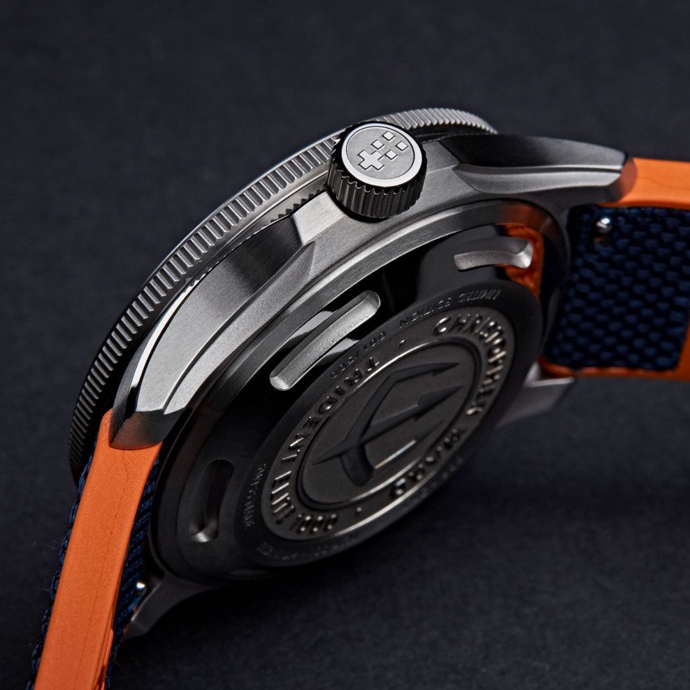 Christopher_Ward_C60_Trident_Elite_1000_05.jpg.edc85bfedf4526f76db4353b7e1a6ac8.jpg