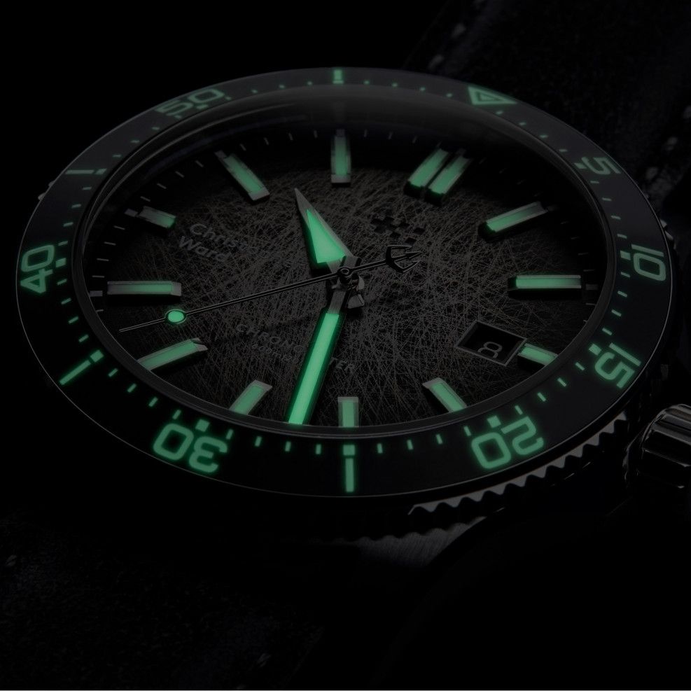 Christopher_Ward_C60_Trident_Ombre_COSC_Limited_Edition_11.jpg.c9ef26d31bad4505b0a590375b7f1758.jpg