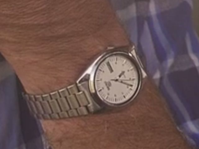 grand_tour_james_may_wristwatch_2.jpg.75165345869ac55fb37e719cb8aaf364.jpg