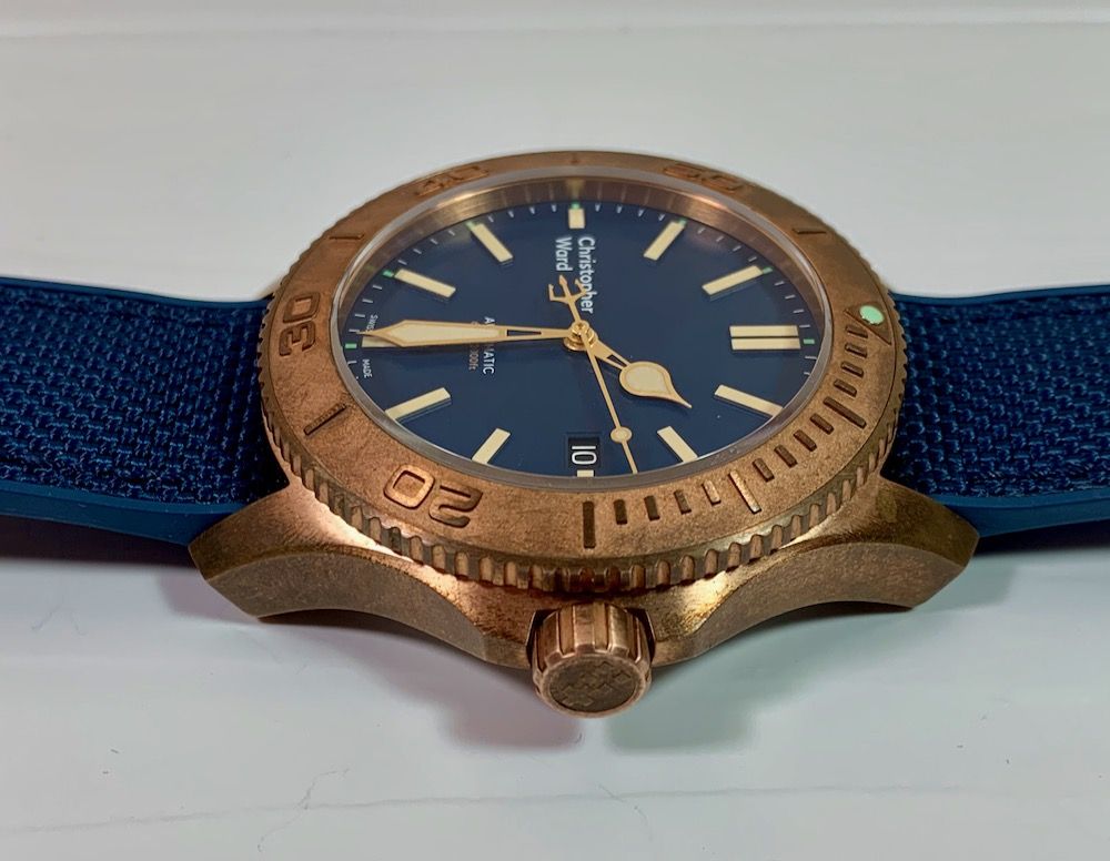 christopher_ward_c60_bronze_patina_2.jpeg.383ee233374cb256452a82f4b227c9f4.jpeg