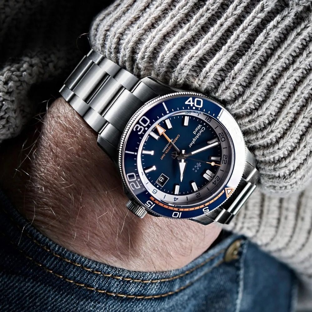 Christopher-Ward-C60-Elite-GMT-Blue-Bracelet-7.jpeg.28760c04ab83e6e3182a94a0d07d7c38.jpeg