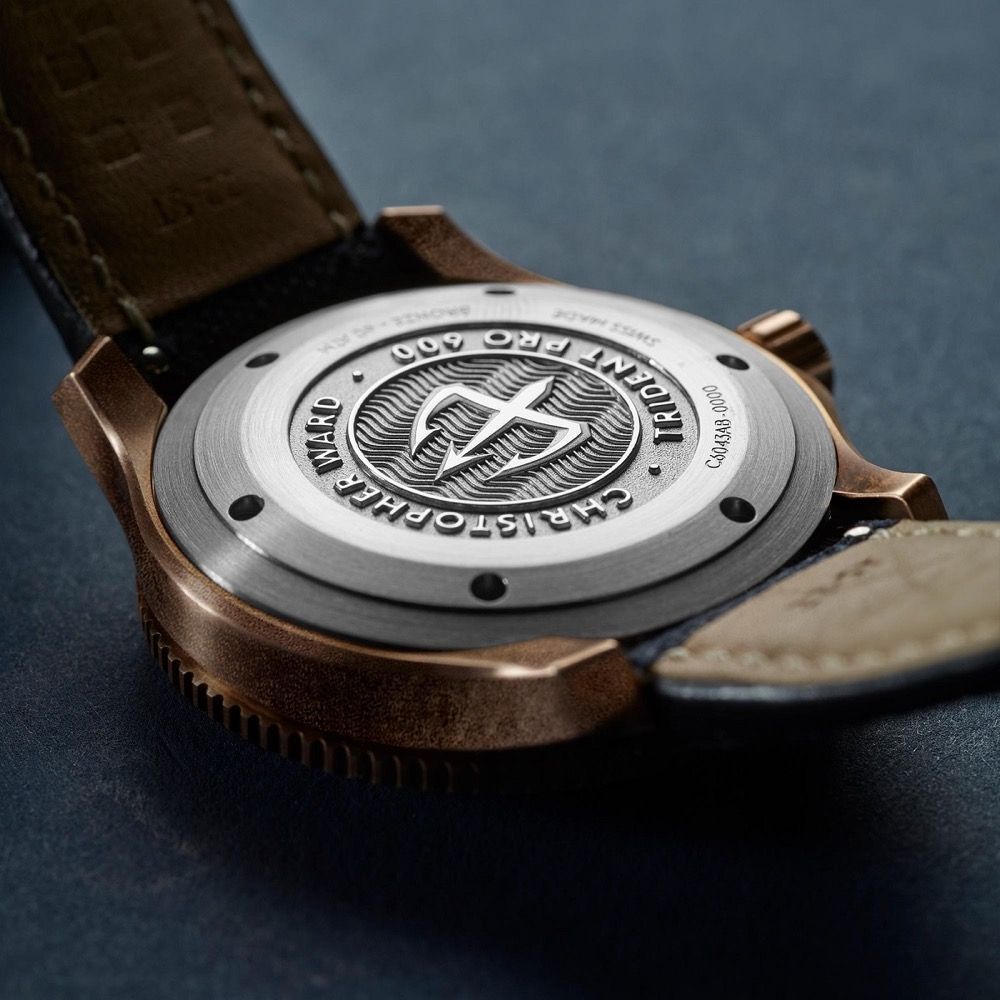 christopher-ward-c60-bronze-mk2-09.jpg.b1835dc40ba374bd6717fa4d74c665ef.jpg