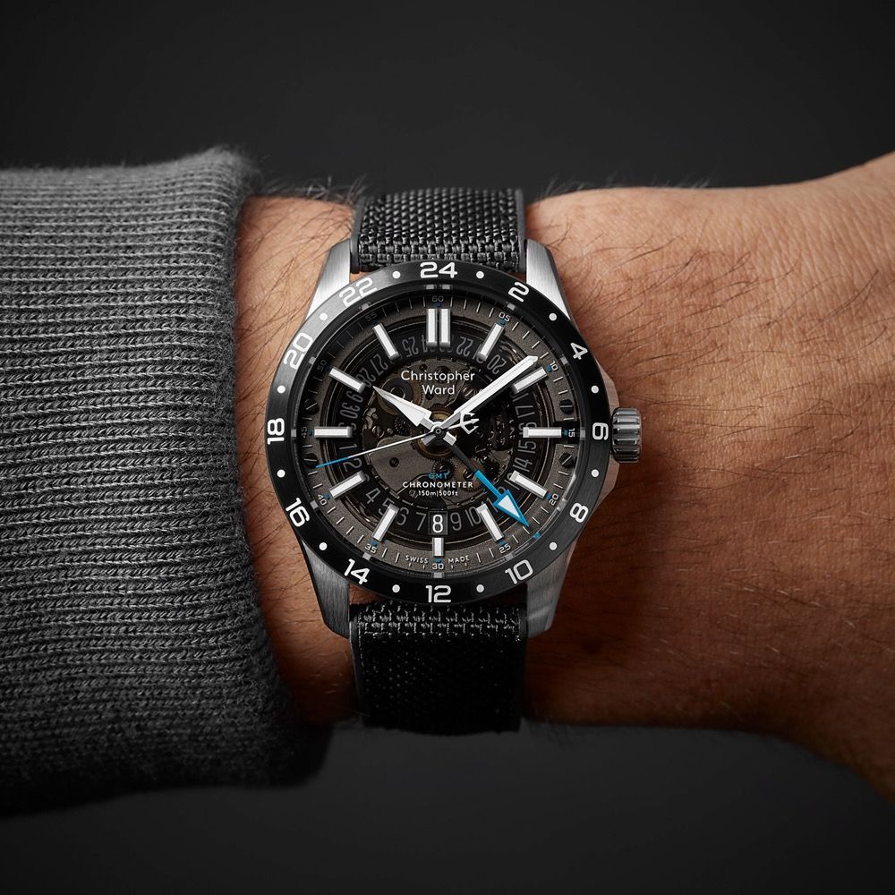 C63-Sapphire-GMT-COSC-LE-Christopher-Ward-02.jpg.de4f00953f2c7d62745d2ddee0659d8d.jpg