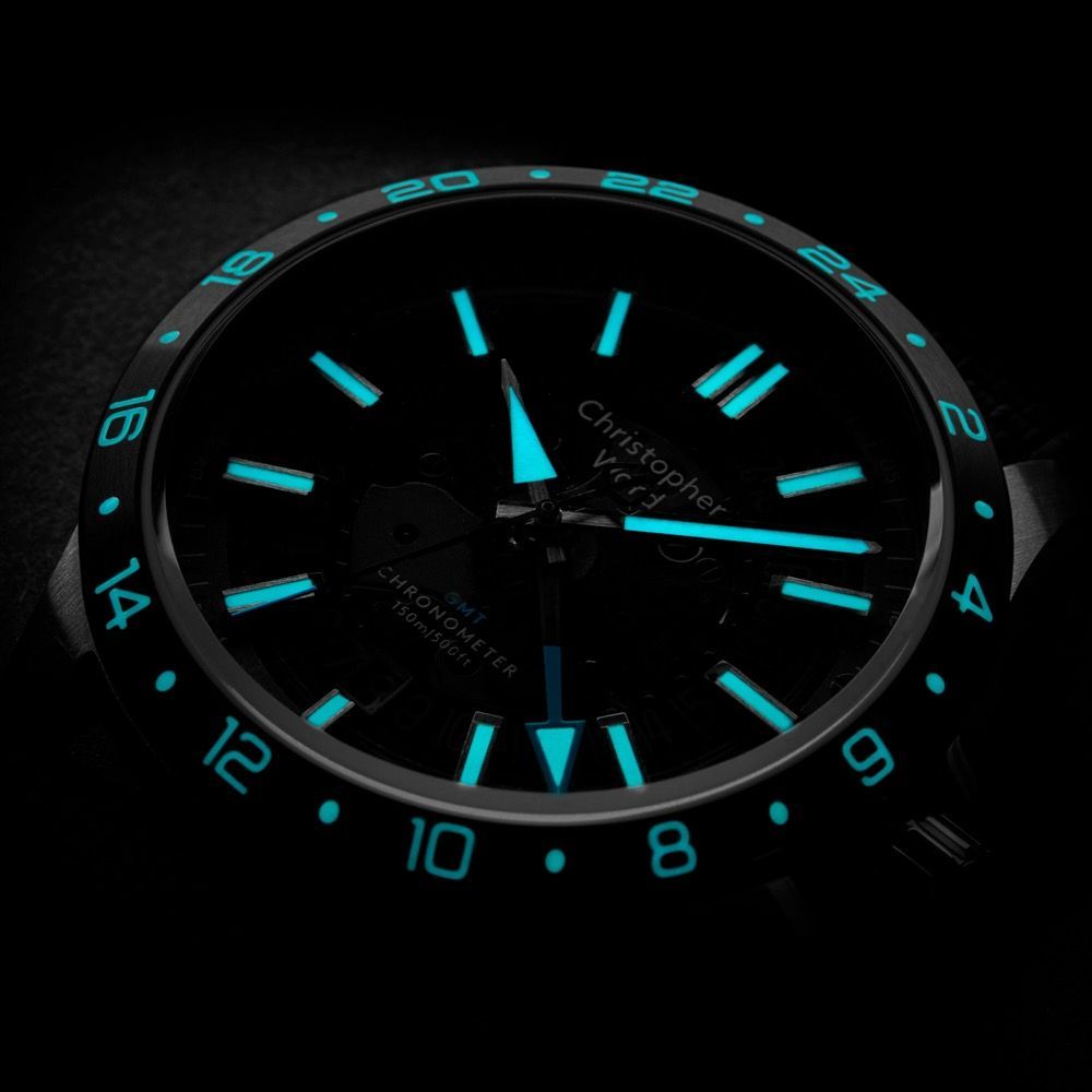 C63-Sapphire-GMT-COSC-LE-Christopher-Ward-04.jpg.b53ba2374340c815a4c1fd0a4503391d.jpg
