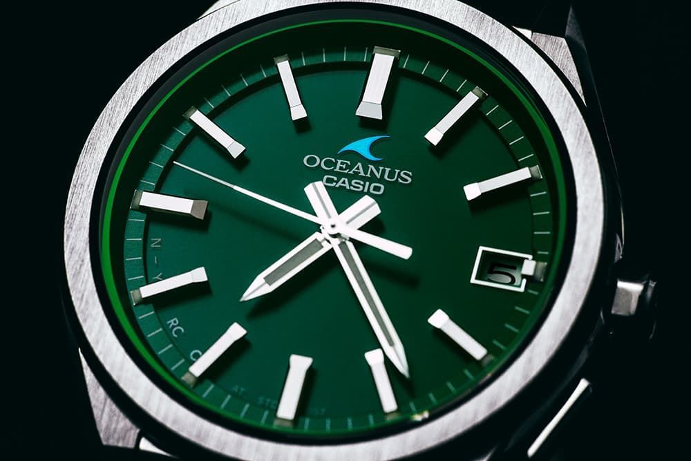 casio-oceanus-OCW-T200S-3AJF-green-dial.jpg.d7e60e95e3cd1a3b6df171eb7e3861b5.jpg