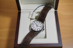 Eterna Kontiki Date - white dial