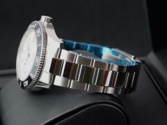 Christopher Ward C60 Trident 43mm white dial