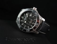 Christopher Ward C60 Black.jpg