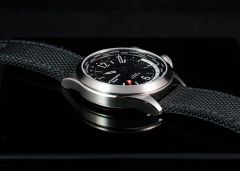 Christopher_Ward_C8_UTC_Worldtimer_1.jpg