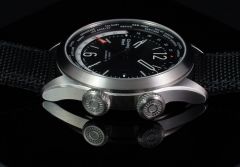 Christopher_Ward_C8_UTC_Worldtimer_3.jpg