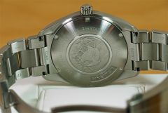 Eterna_KonTiki_Date_Blue_Dial_10.jpg