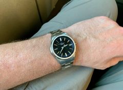 Casio Oceanus OCW-T200S-1AJF 1.jpg