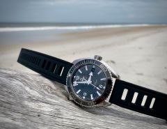 Omega Planet Ocean 8900 - rubber strap.jpg