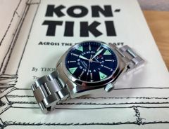 Eterna KonTiki Four-Hands Eterna-Matic 4.jpg