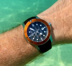 Ward C60 300 orange bezel