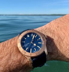 christopher-ward-c60-bronze-mk2-05.jpeg