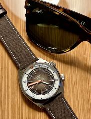 C65 Super Compressor Black Sand - Christopher Ward