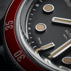 Christopher-Ward-C65-Trident-Automatic-Black-Red-04.jpg