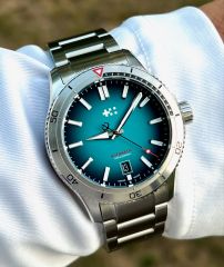 C60-Atoll-Christopher-Ward.jpeg