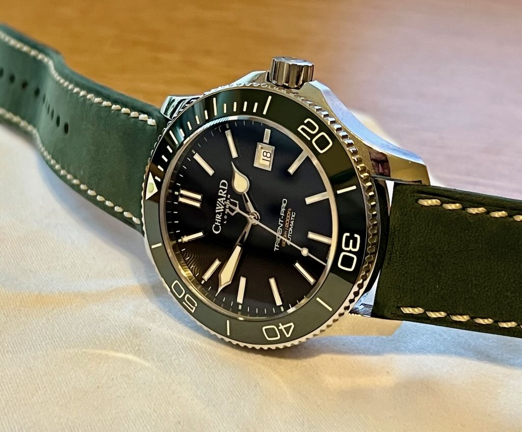 Read more about the article C60 Trident Mk2 – black dial and green bezel – Christopher Ward